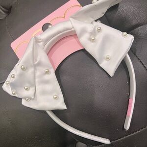 BRAND NEW White Little Girls Pearl Embellished Headband